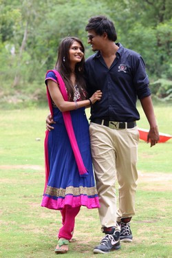 B Tech Love Story Movie New Gallery